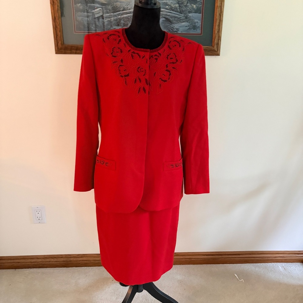 Emily Red Wool Skirt Suit Womens 10 Embroidered Beaded Blazer Pencil Skirt Set